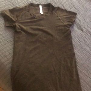 Women’s, Dark Green, Lulu Lemon top.